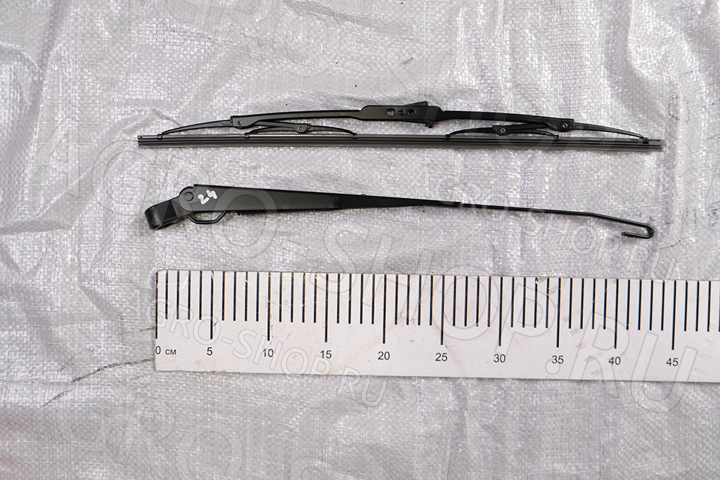 Рычаг Т240-5205300 стеклоочистителя с щеткой задний УК МТЗ-80/82/1221 (Master Part)