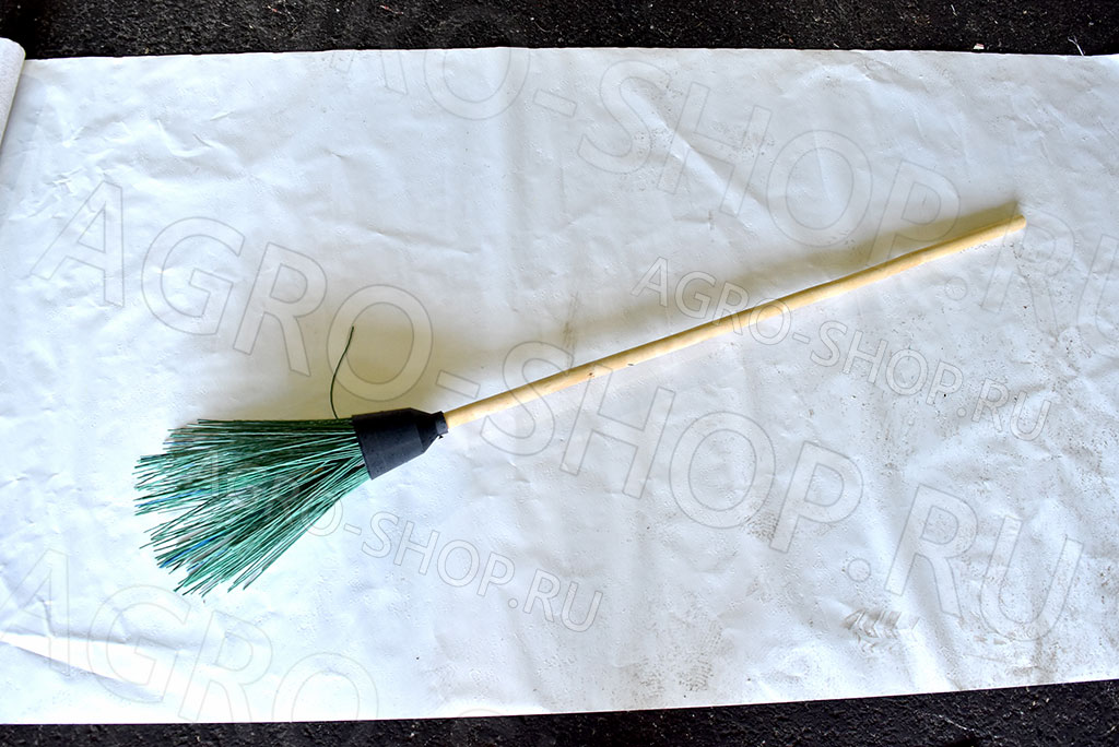 Метла с черенком БЕЗ ОПЛЕТКИ (большая)  