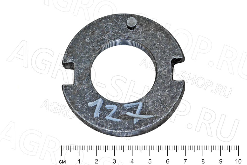 Гайка 105.043.07.050 оси ступицы колеса, со стопором (М39х1,5) КТУ-10 