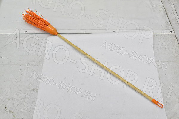 Метла с черенком (четырехкольцевая, оранжевая)  