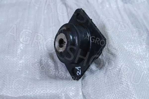 Виброизолятор 822-6700200 / 5718 228 / 786186 кабины 4 отверстия МТЗ-923 (К)