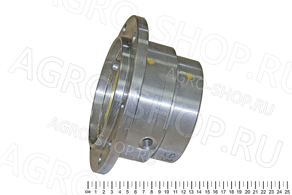 Стакан 77.38.023 с бронзовой втулкой ДТ-75 