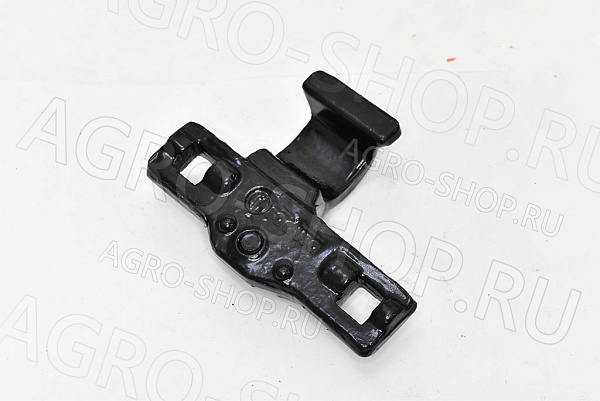 Прижим A02XX / AH218548 ножа высокий жатки (600 Series, 930D,936D)  Шумахер