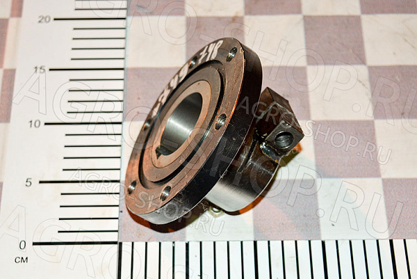 Ступица КЗР 1524030 шкива вала верхнего накл. камеры/шкива кон.привода ст/о КЗС-1218, КЗС-812, КЗС-10К 