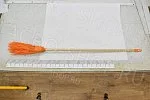 Метла с черенком (четырехкольцевая, оранжевая)  