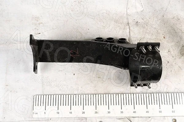 Кронштейн Ф82-2301021-01 с хомутом с/о без отверстий (переоборудование под (ГОРу) 8мм. МТЗ-82 (Master Part)