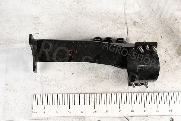 Кронштейн Ф82-2301021-01 с хомутом с/о без отверстий (переоборудование под (ГОРу) 8мм. МТЗ-82 (Master Part)